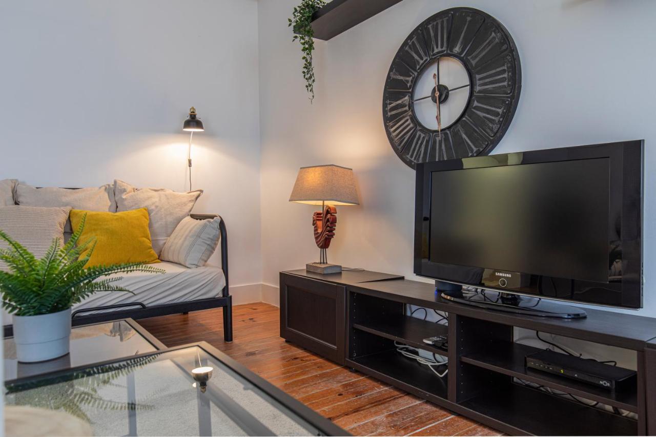 32 -Lovely 2 Bedroom Apt In Principe Real Lisabona Exterior foto